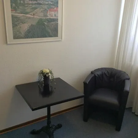 Szálloda Alt Buettgen 2*