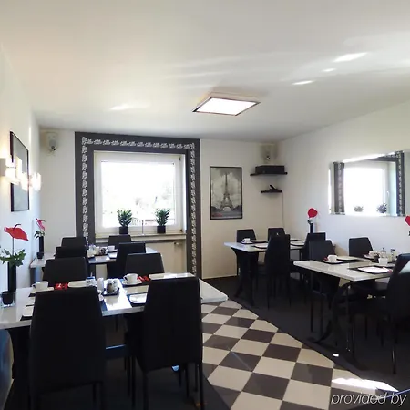 酒店 布特根阿尔特酒店 2*