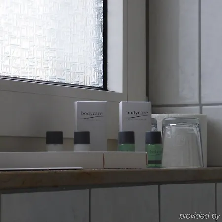 布特根阿尔特酒店