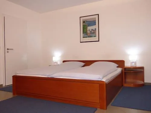 Hotell Alt Buettgen 2*