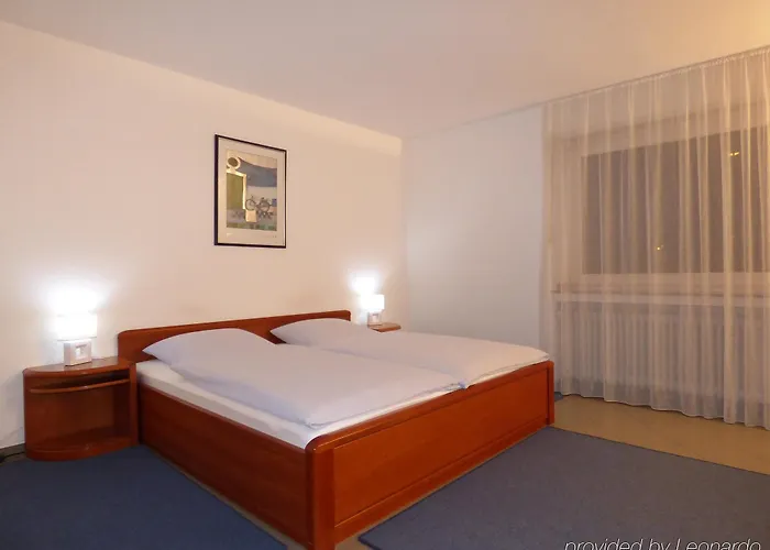 Hotell Alt Buettgen 2*