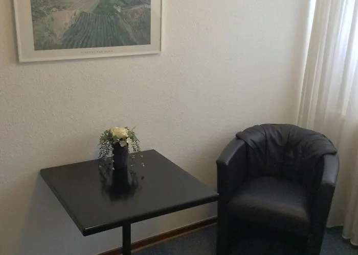 Hotell Alt Buettgen 2*