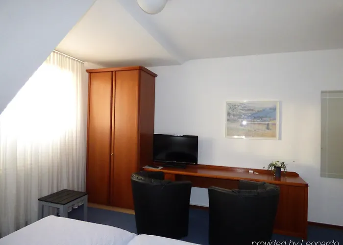 Hotell Alt Buettgen 2*