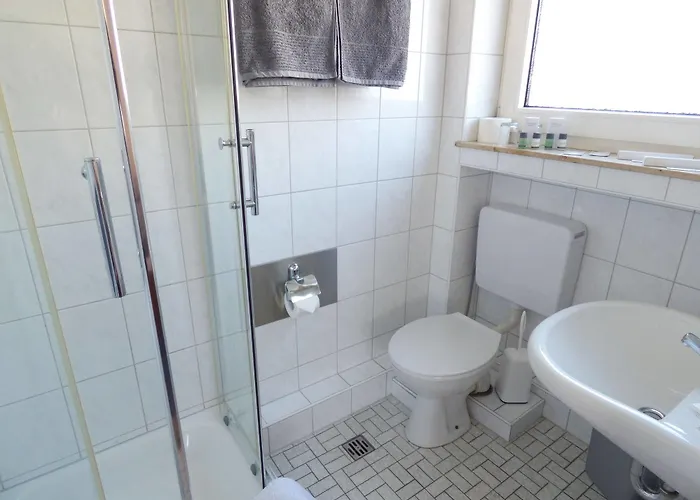 Hotel Alt Buettgen 2*